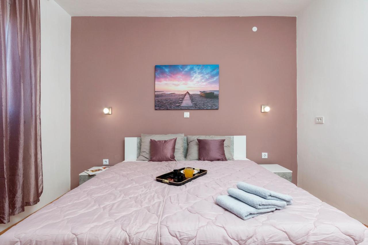 Apartment Kris Пула Екстериор снимка